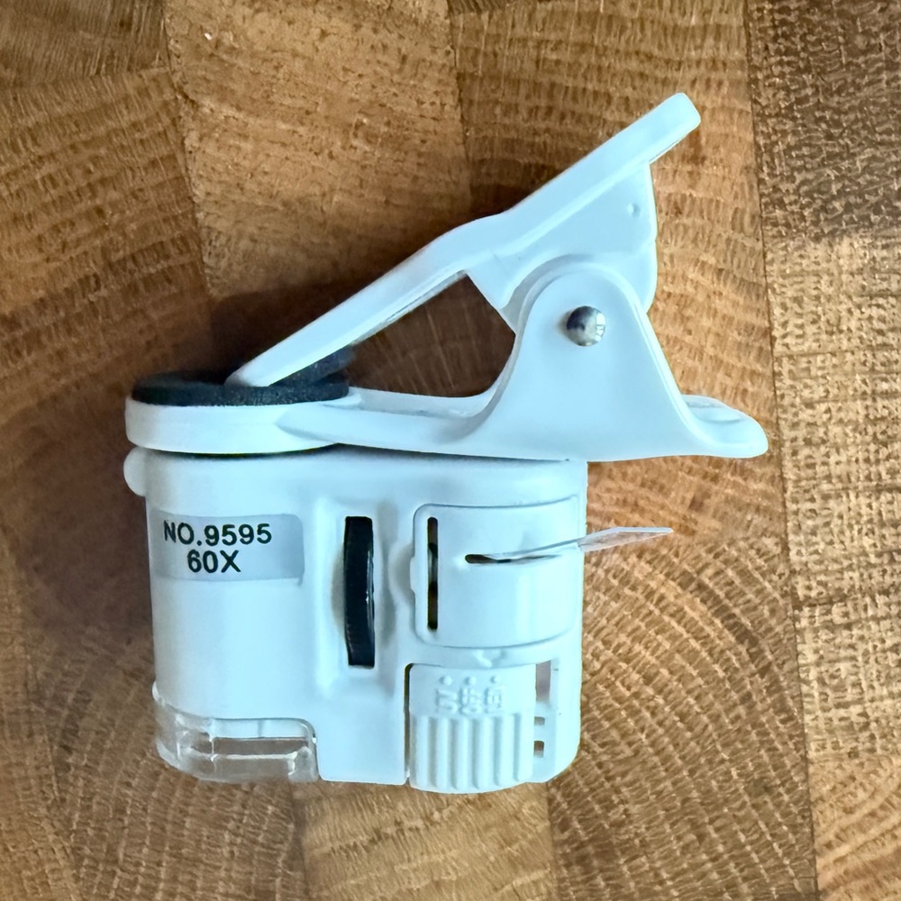 Mini Magnifier Clip - Picture 2 of 4